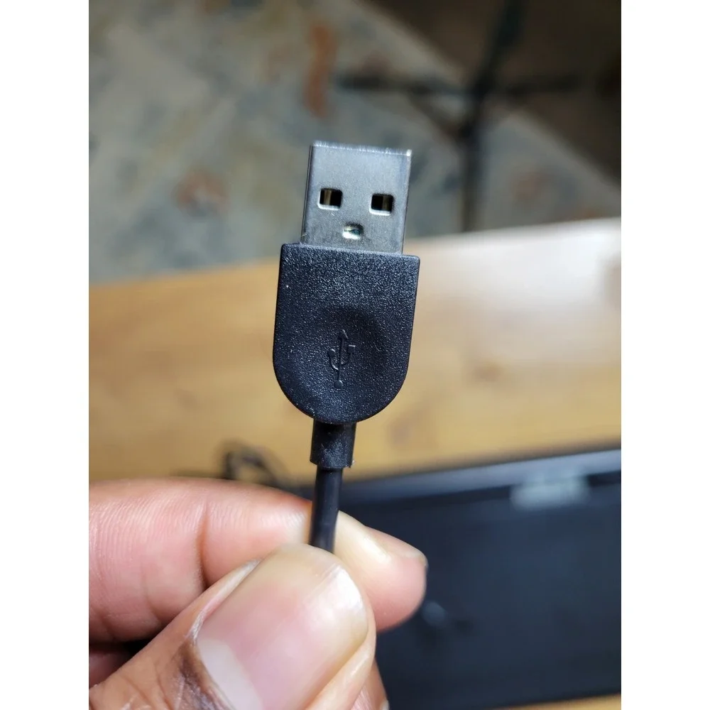 Lenovo 300 USB Keyboard (model SK-8823) black full size numeric computer PC